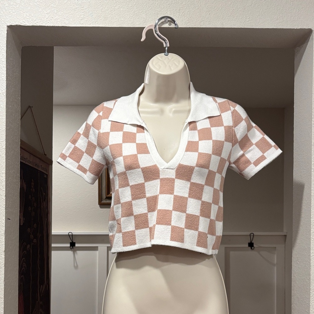 Tan Checkered Crop Top Shirt Skater Casual Comfy Soft Blouse Collared Summer Gym